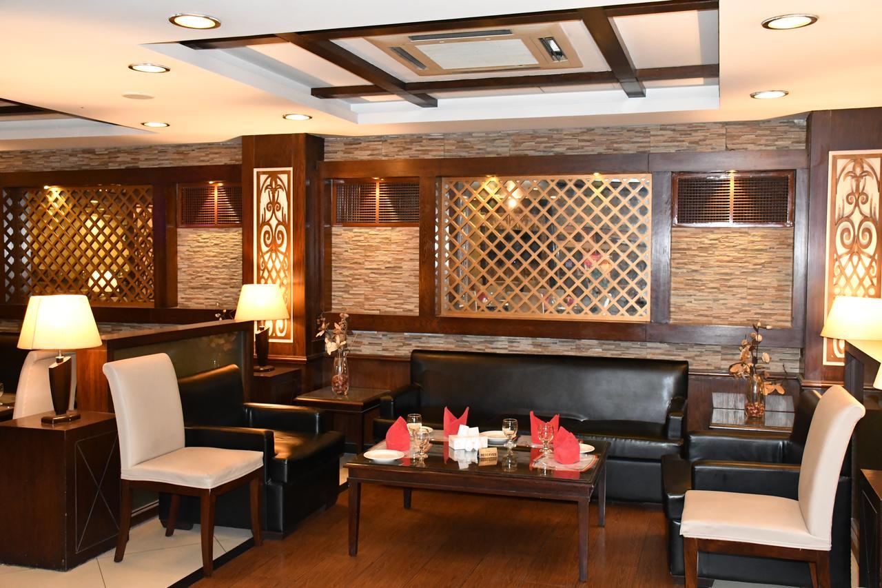 Royalton Hotel Rawalpindi Esterno foto